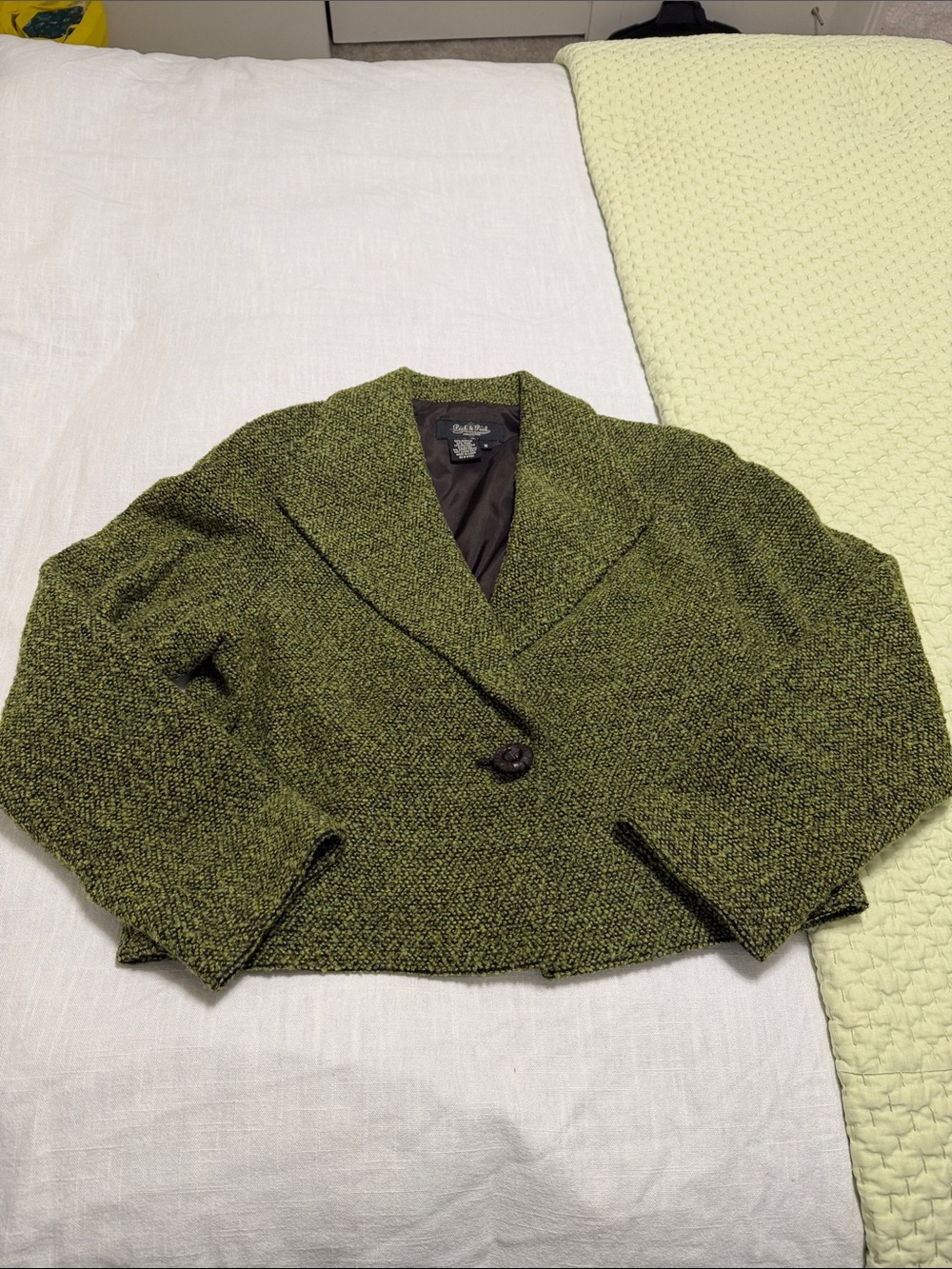 Peck & Peck Olive Green Cropped Tweed Blazer